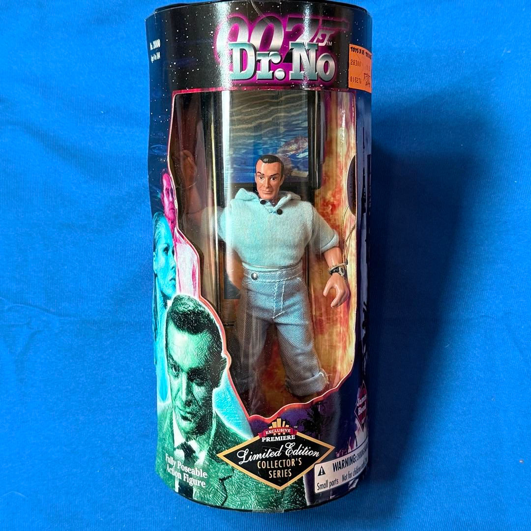 James Bond 007 Dr. No Action Figure Limited Edition Collector Series #T251