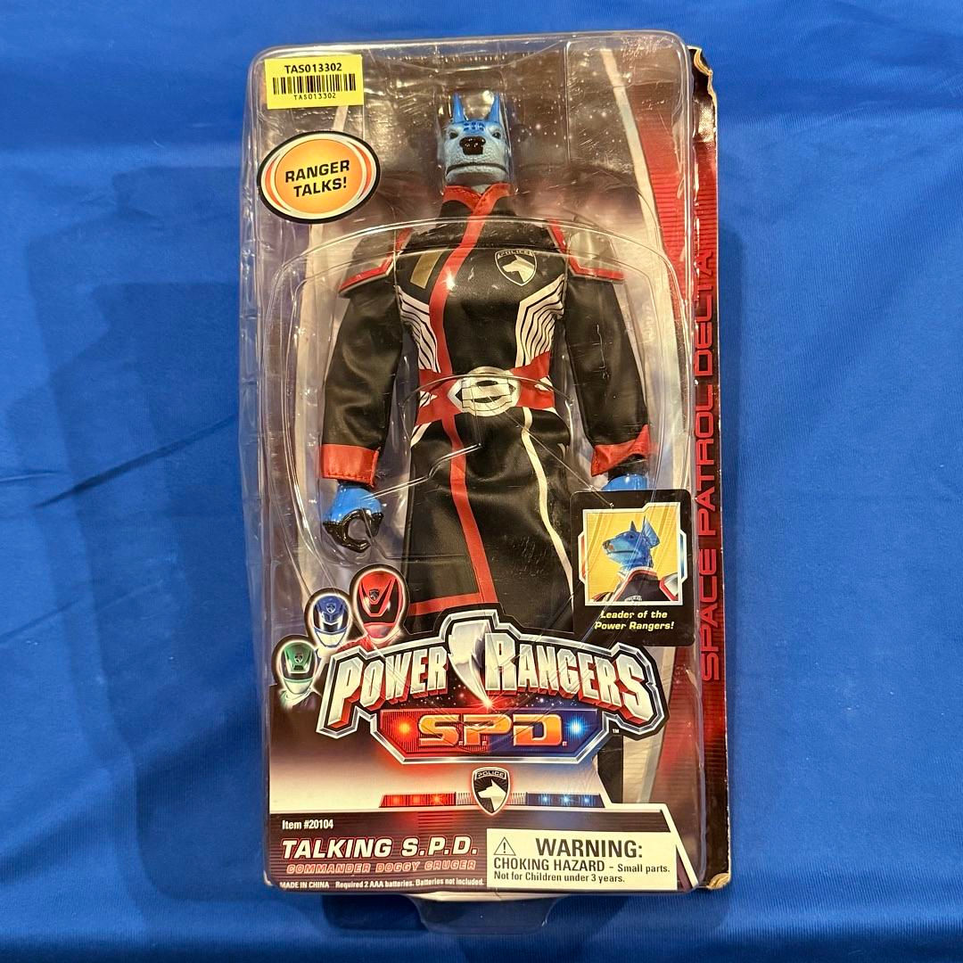2004 Ban Dai POWER RANGERS S.P.D. COMMANDER DOGGY CRUGER #T212