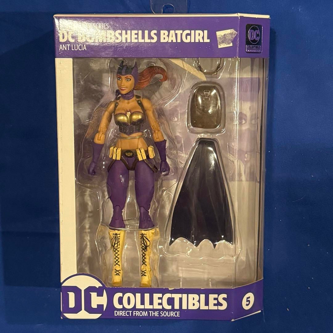 DC Bombshells Batgirl by Ant Lucia #BAT4