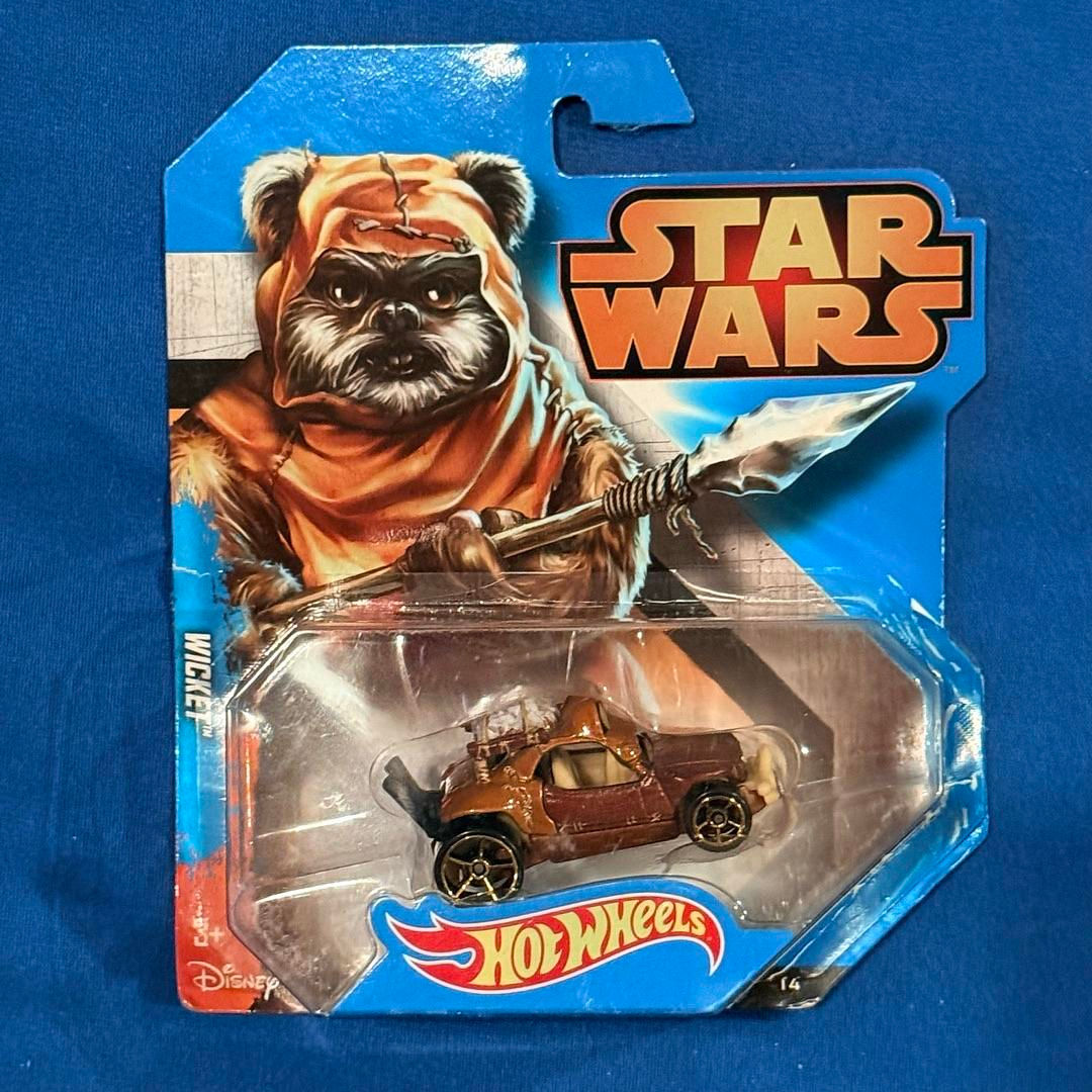 Hot Wheels Star Wars 14 Character Car #T158