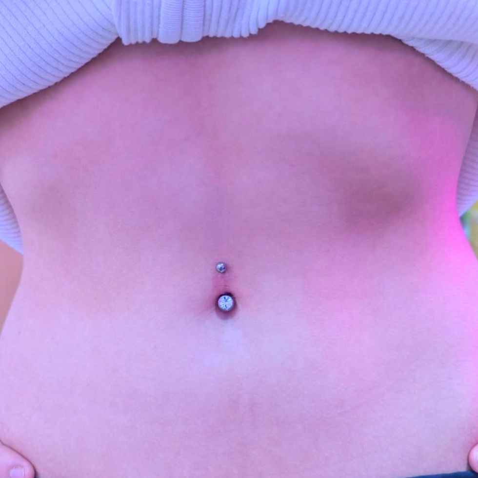 Implant grade titanium cz belly piercing bar
