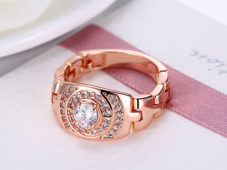 3 mẫu nhẫn đồng hồ nữ sang trọng và cao cấp