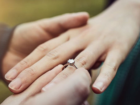 Những kinh nghiệm khi chọn nhẫn cầu hôn dưới 10 triệu ít ai biết