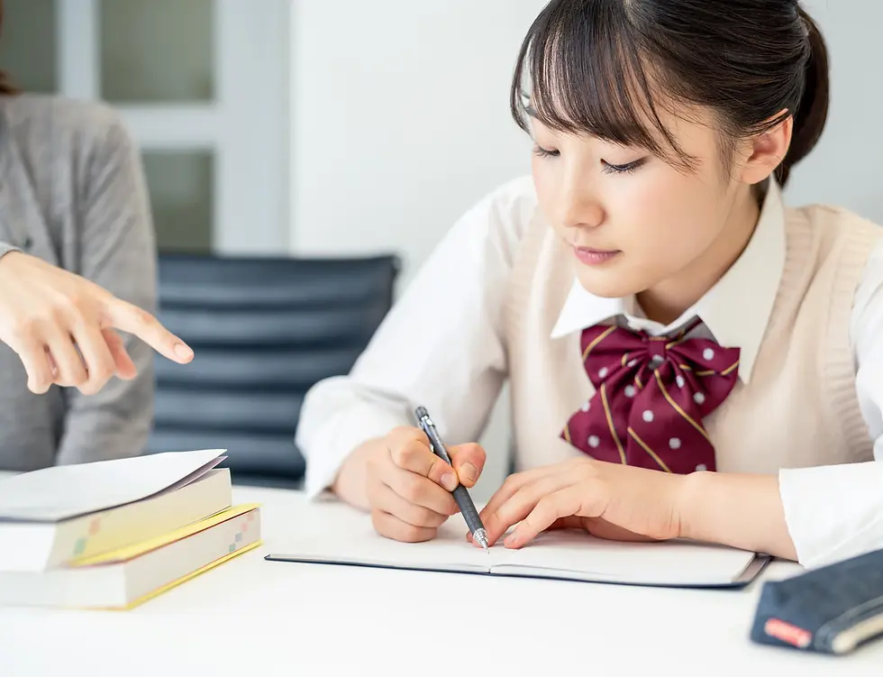 受験勉強をする学生イメージ
