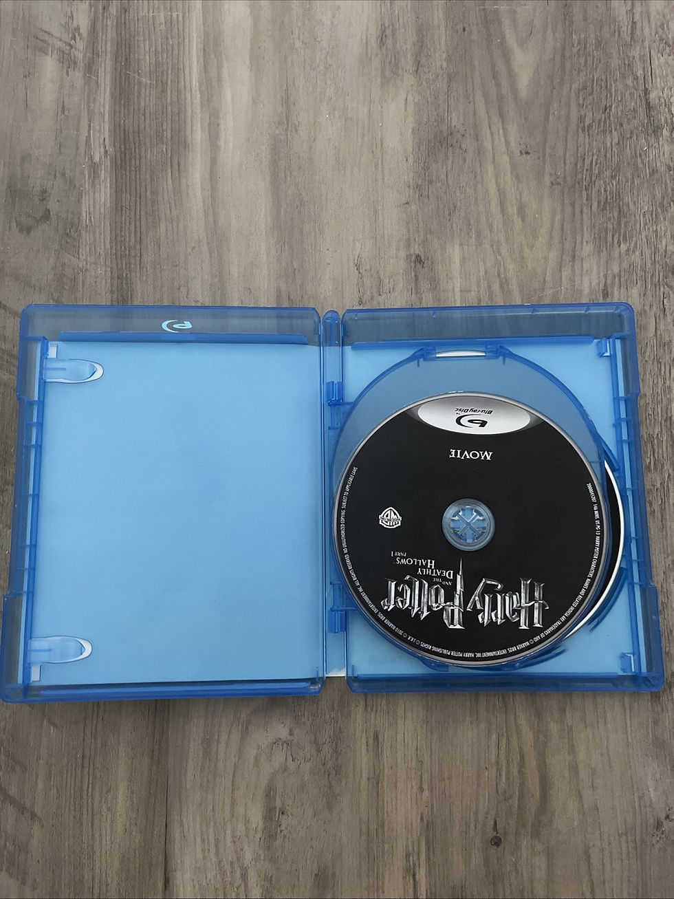 Thumbnail: Harry Potter and the Deathly Hallows: Part 1 (Blu-ray, 2010)
