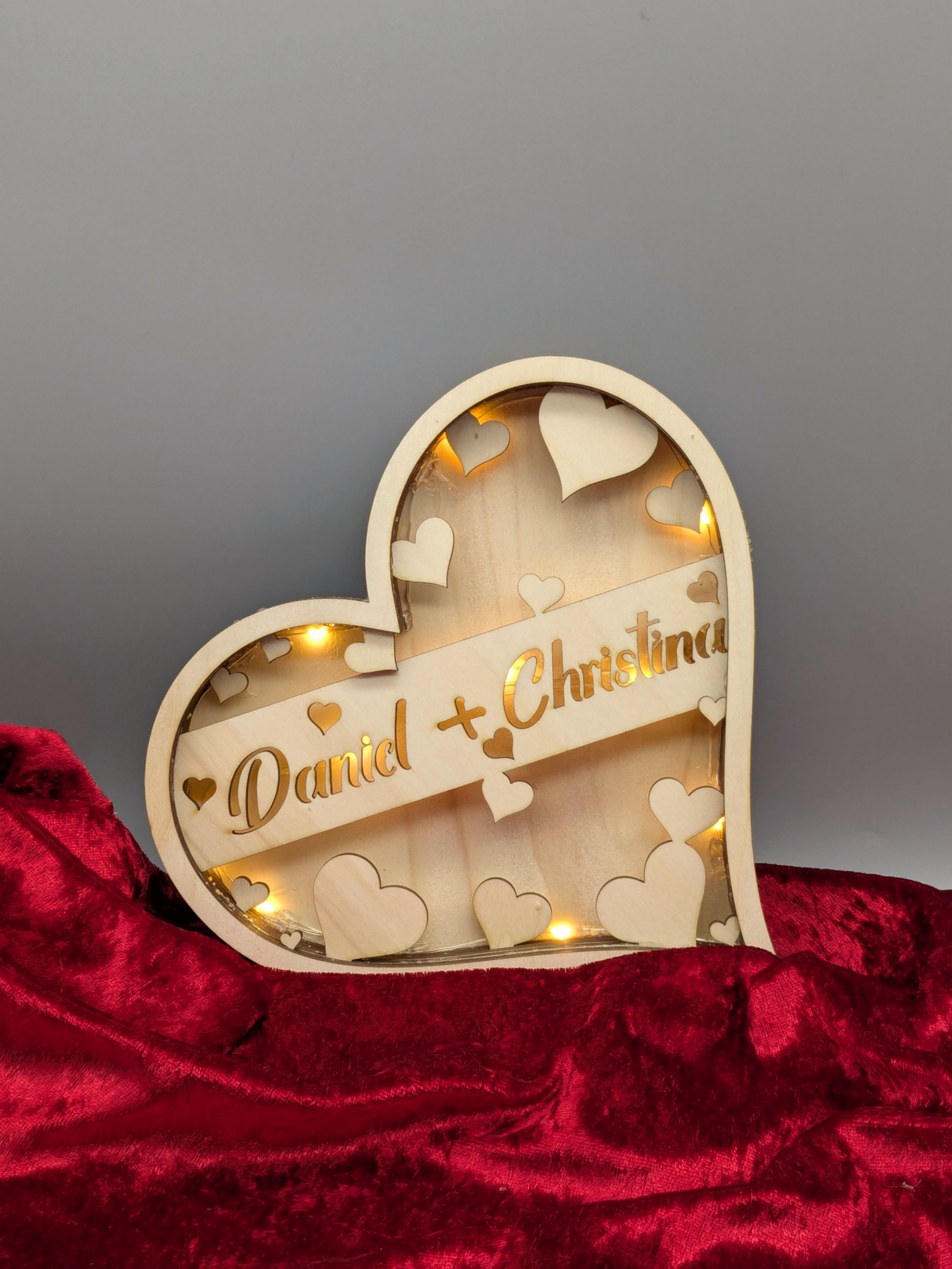 Valentinstag Herzlicht beleuchtet personalisiert