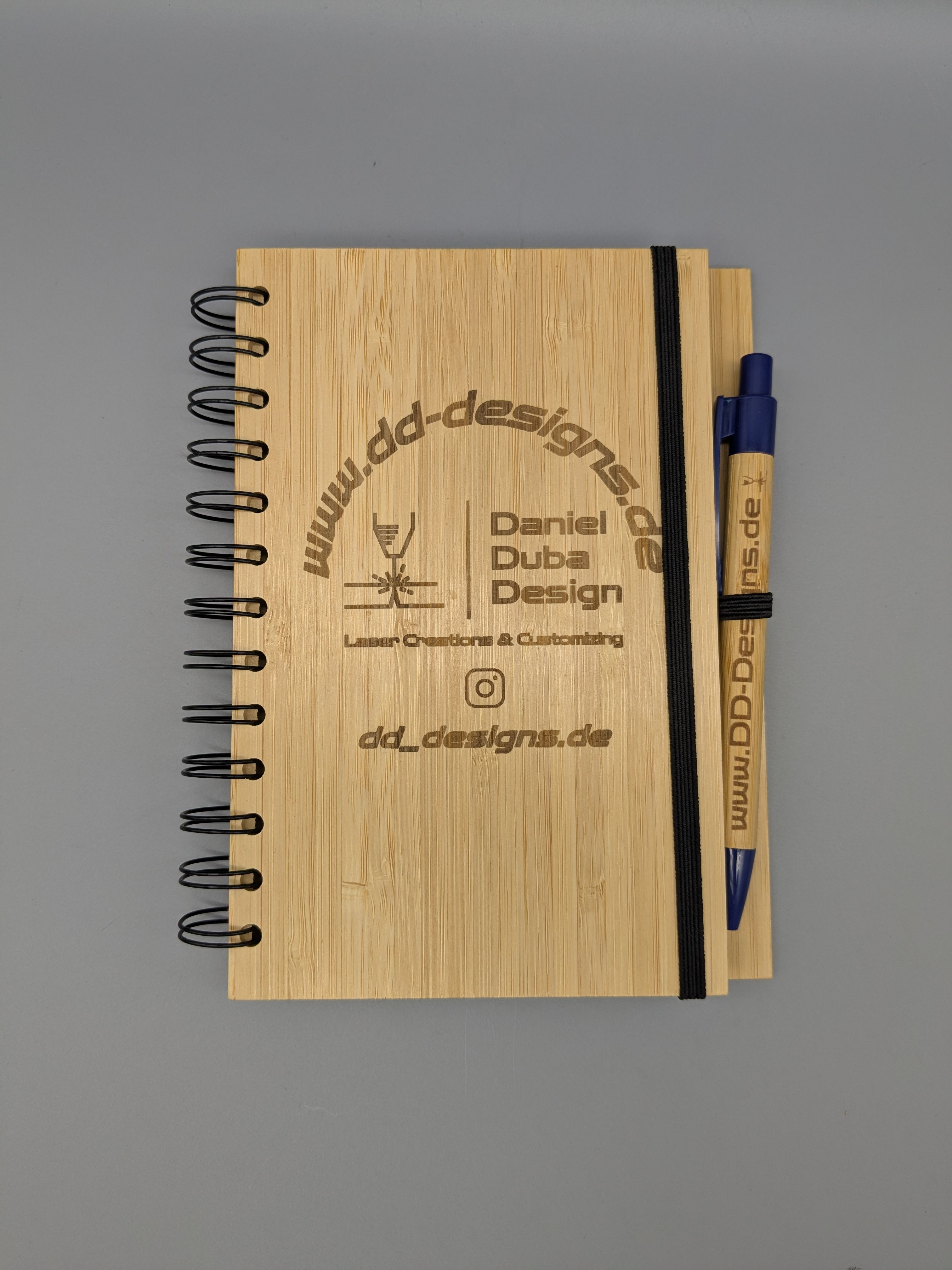 DIN A5 Notizbuch mit Kugelschreiber aus Bambus
