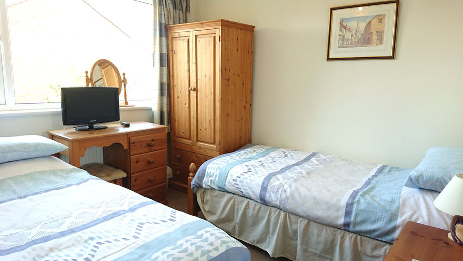 Southwell Holiday Cottage Single Bedroom with Trundle Bed
