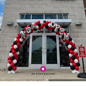 Now Open Balloon Arch