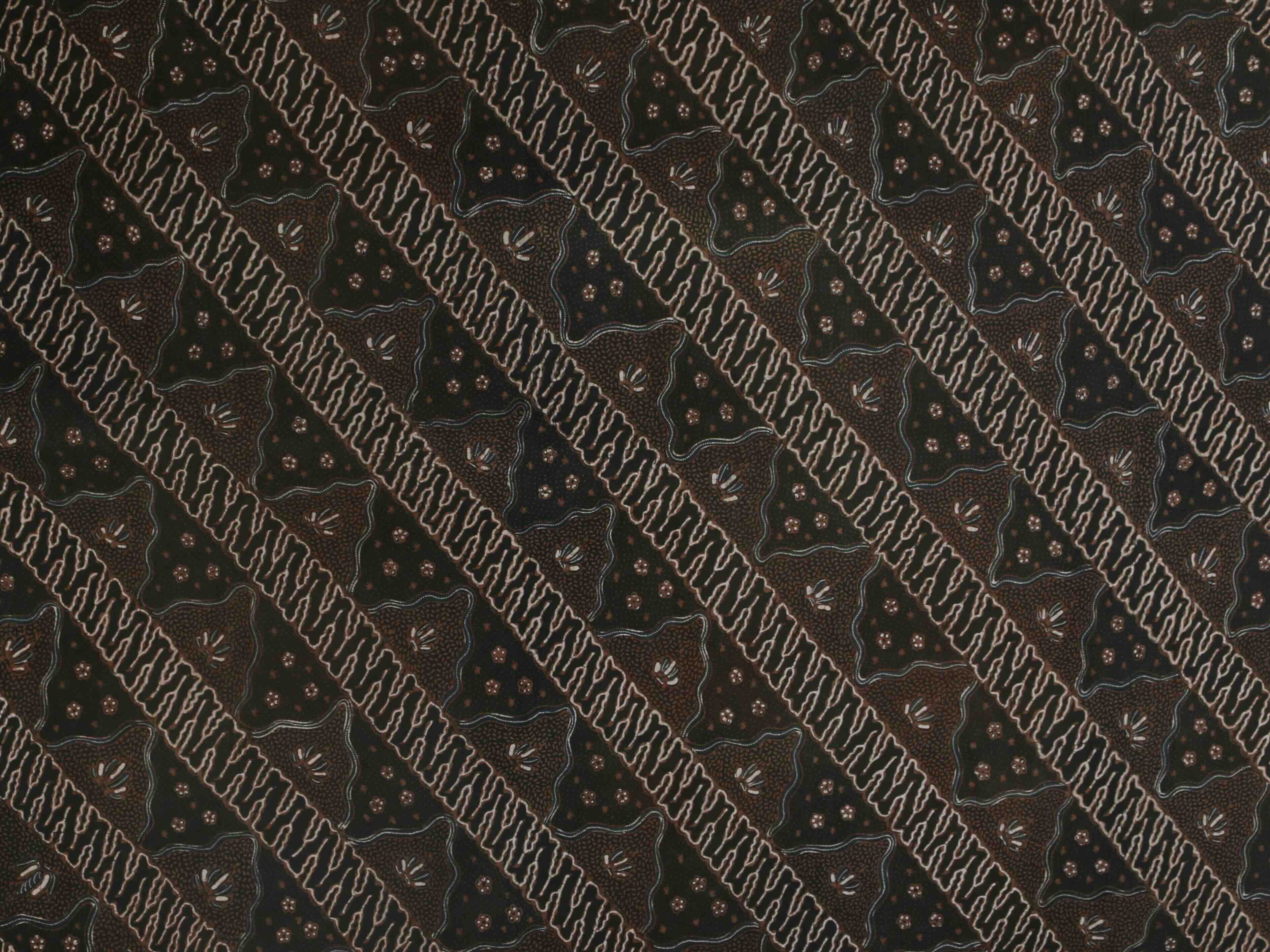 Parang Seling Segitiga