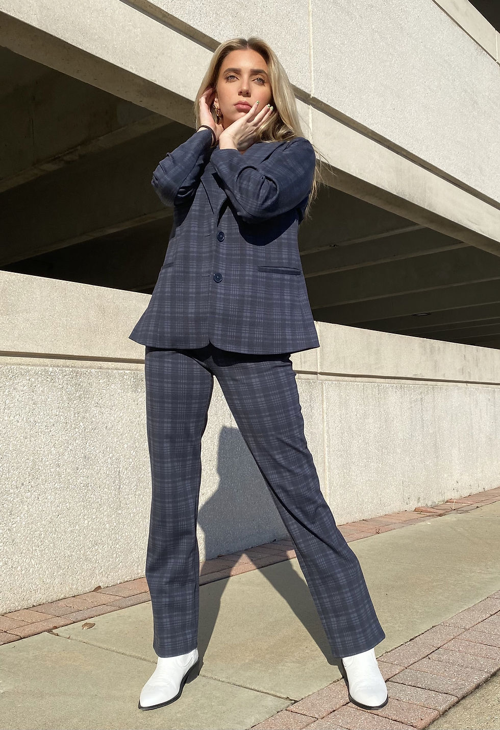 Lexy Silverstein in Blue Suit: Does Fashion Impact Your Mood