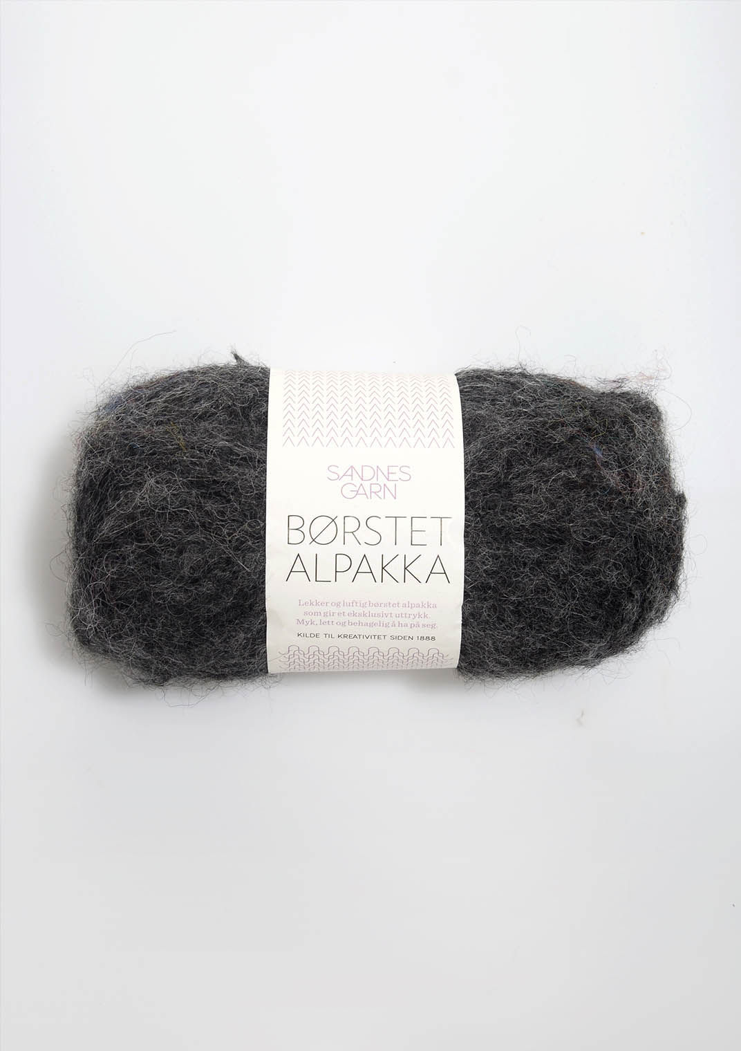 Borstad Alpakka 1053 (Mörkt gråmelerad)