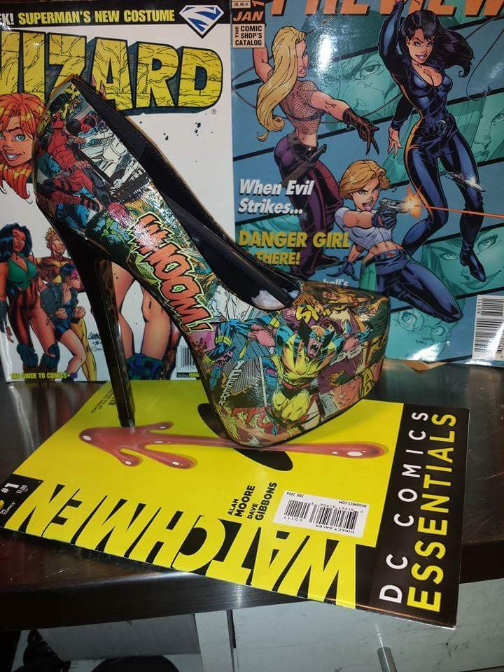 Thumbnail: Marvel Universe Platform Heel(black)