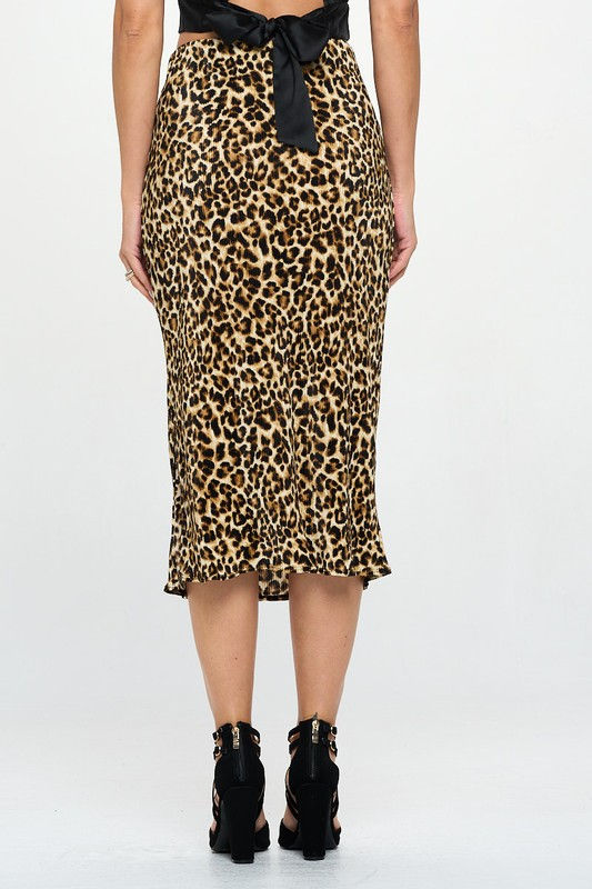 Thumbnail: Leopard Print Plisse Midi Skirt