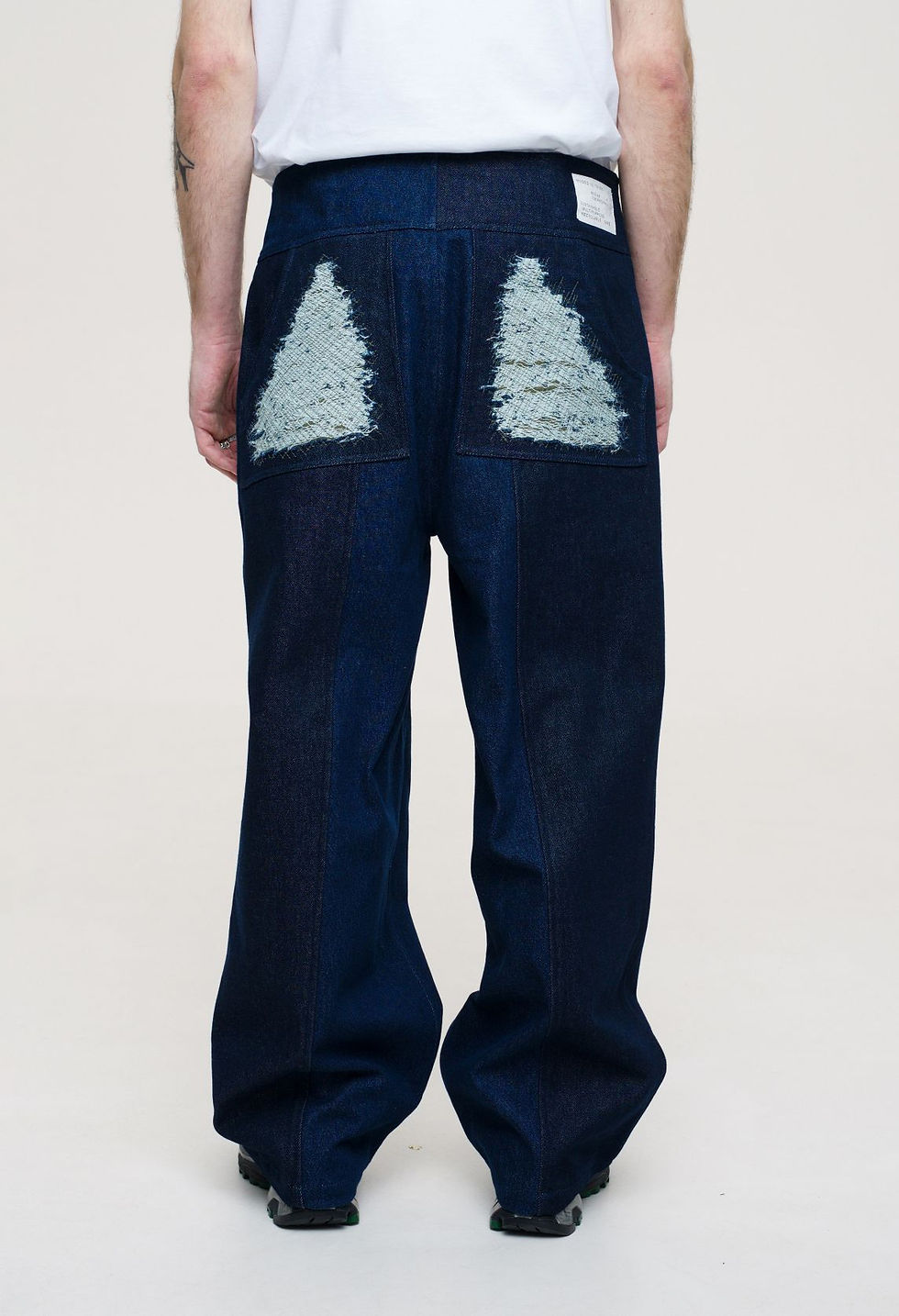 RAGGED PANTS