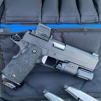  Figure 1 Side Profiles of the Pistol