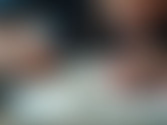 Laboratorio d'Arte: Creazioni Uniche in Fibra e Marmo