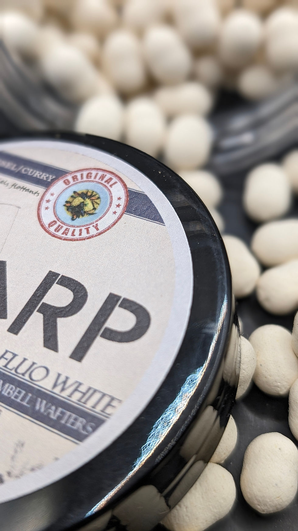 Miniature : Wafter Dumbells white - Mussel - 11x7mm