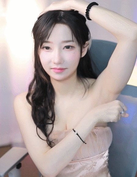 71606f_9bd290360950401a944a7264dad853d1~mv2.gif