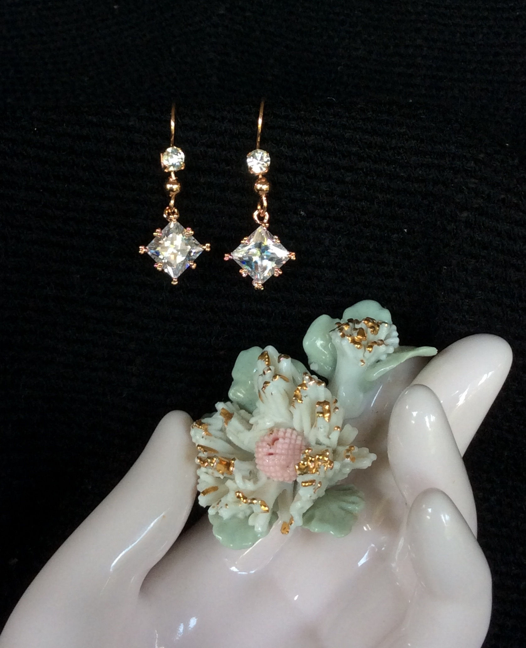 Rose gold Diamond Shape Dangle