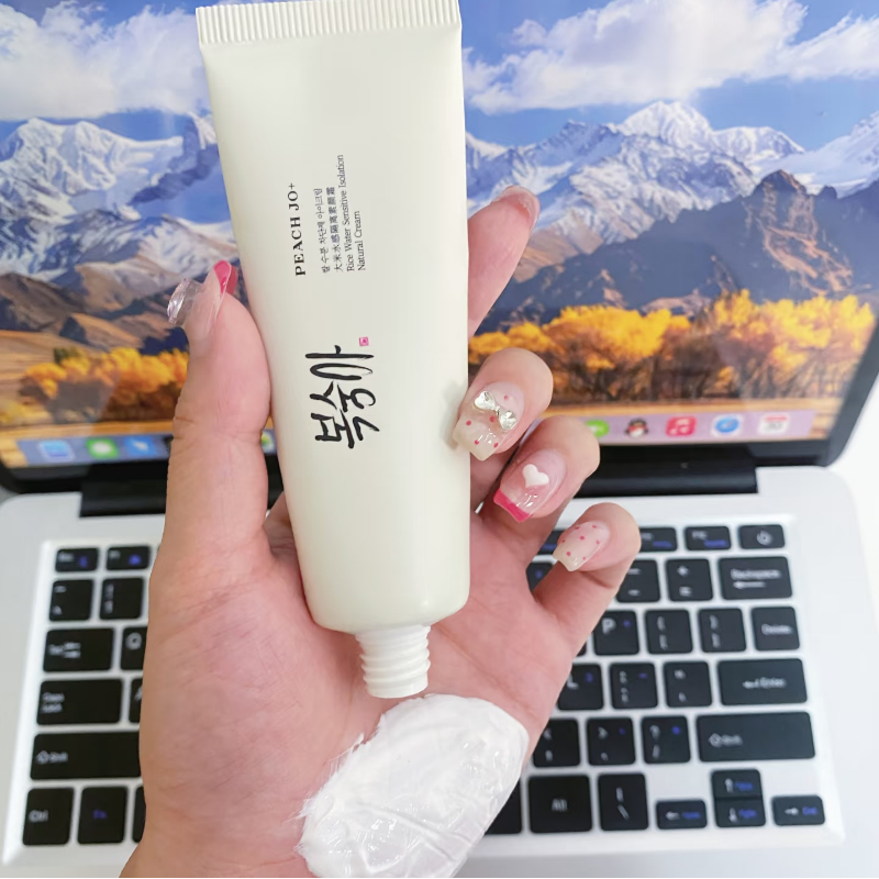 Thumbnail: Korean Rice Spf50+ Cream Peach Jo+ Body & Face Toning Cream Apply To Neck Natura