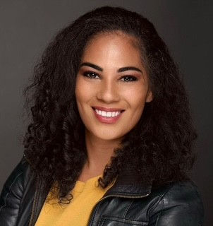 Laura Scarlett, Co-Founder and CMO