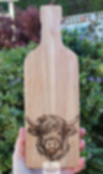'Highland Cow' Engraved Wooden Bottle Board