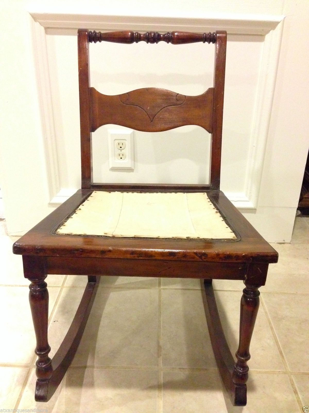 Vintage Mount Airy Rocking Chair