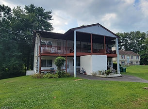 371 Lake Shore South.jpg