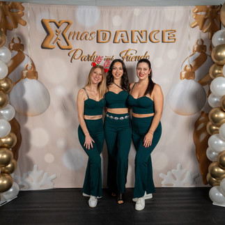 XmasDance Festa di Natale Xdance 2025 con stage, bachata, social dance e photobooth