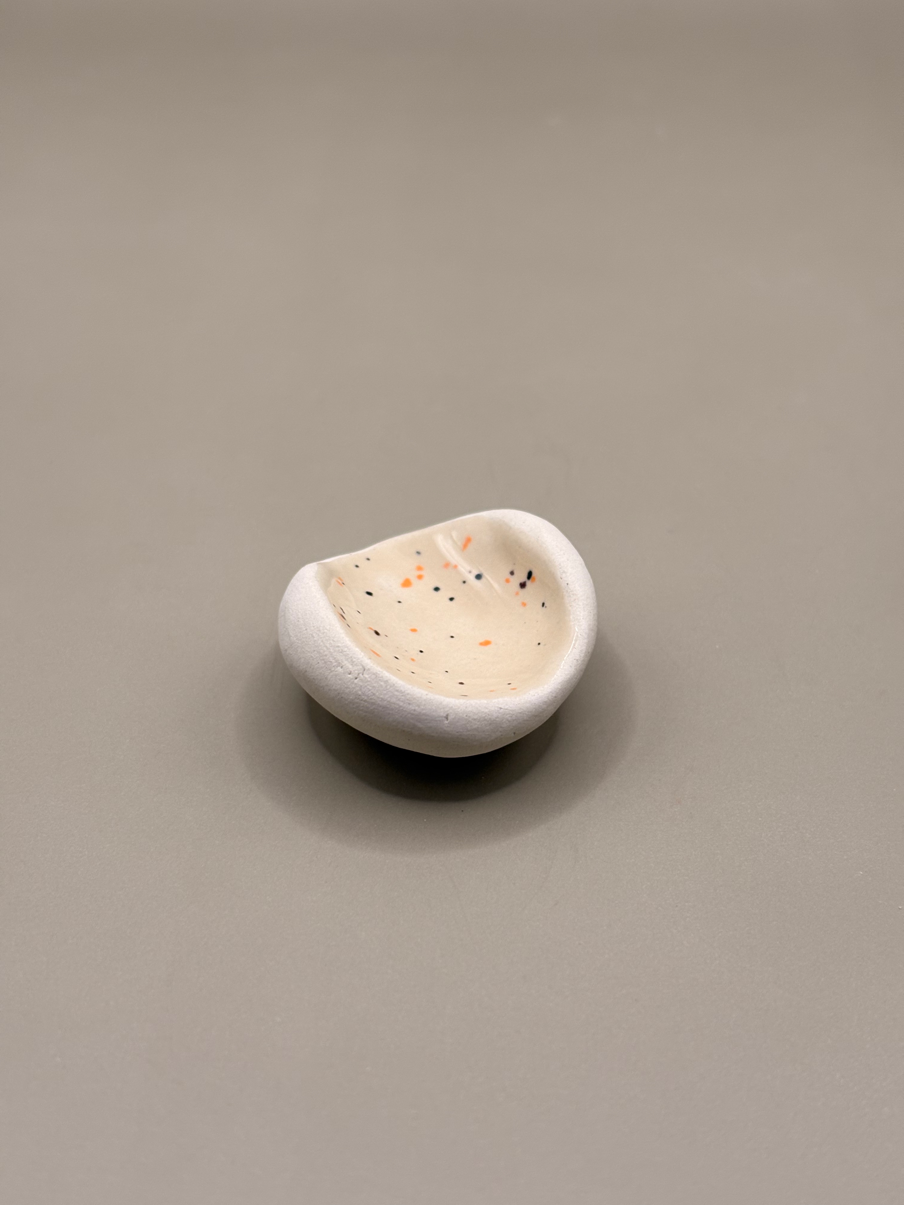 Worrystone ivoire moucheté 