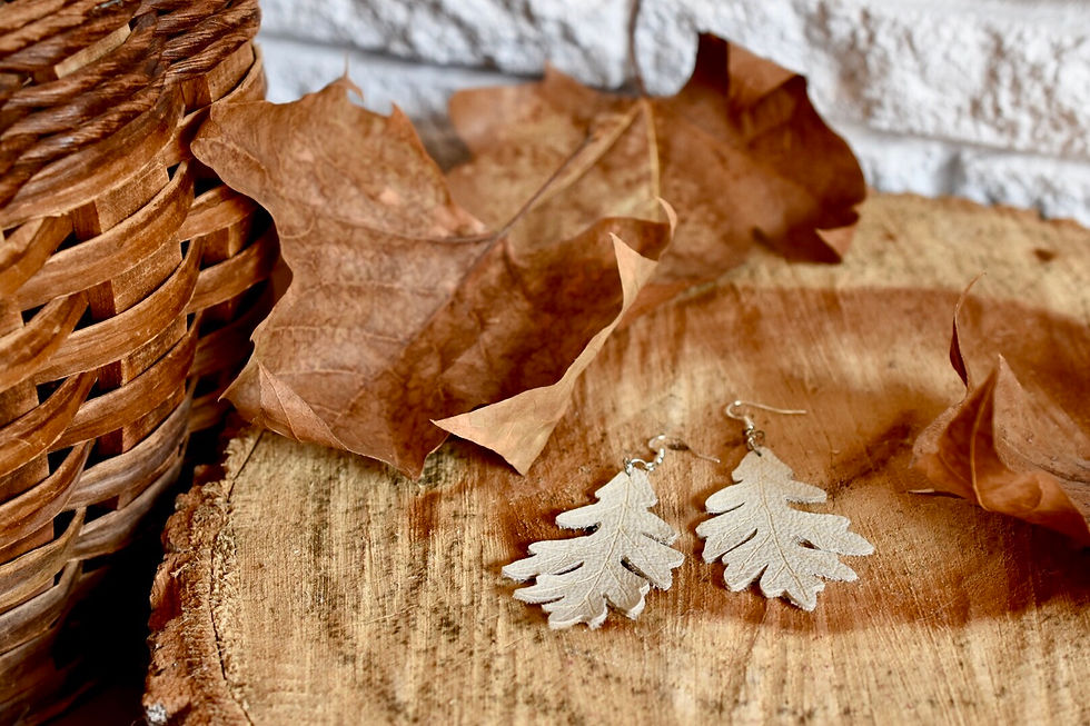 Thumbnail: Ivory Leather Large Oak Leaf Earrings 