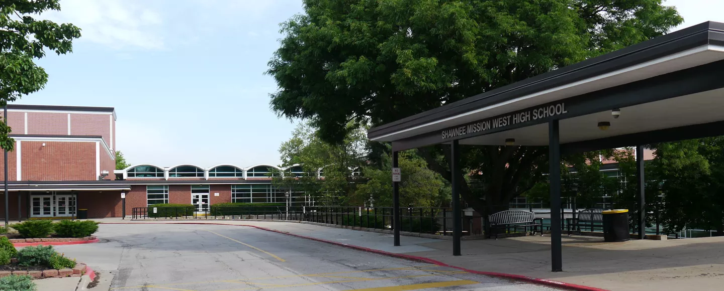 SM West High School.webp