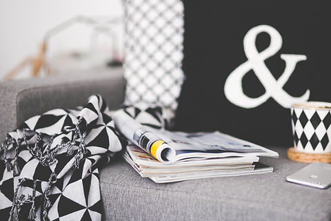 Magazines sur le divan