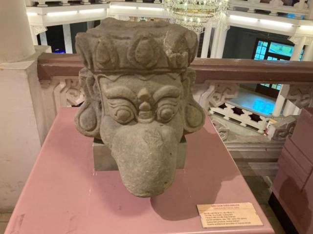 Champa sandstone sculpture