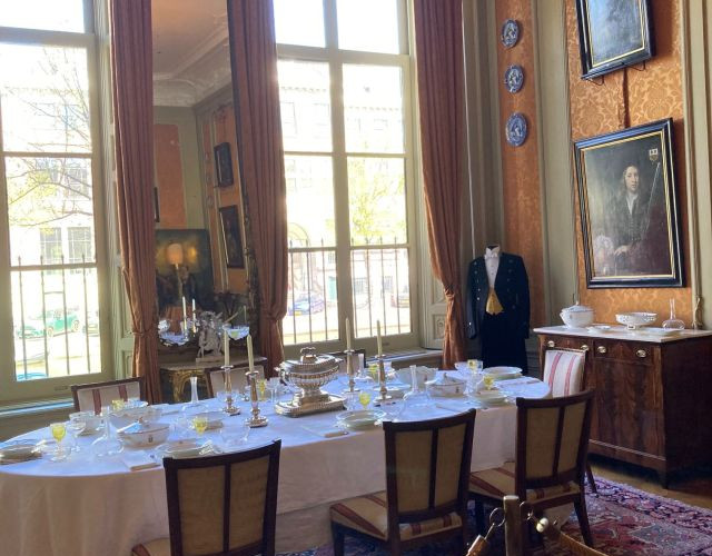 dining room–Obama ate here