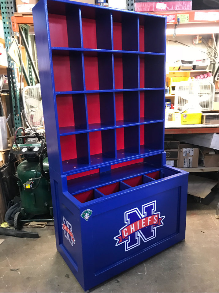 Dugout King Helmet/Bat Combo | Baseballracks.Com