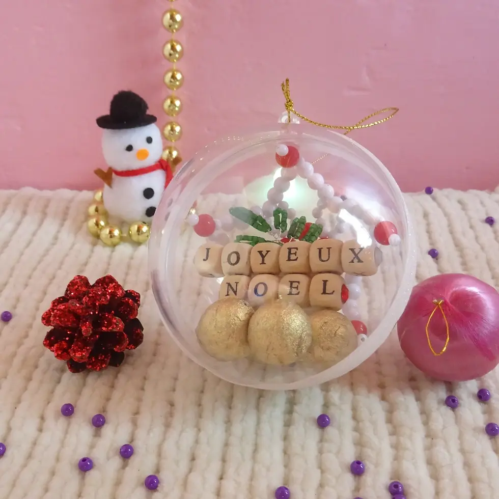 Miniature : Boule Joyeux Noël décorée d'un flocon - rouge