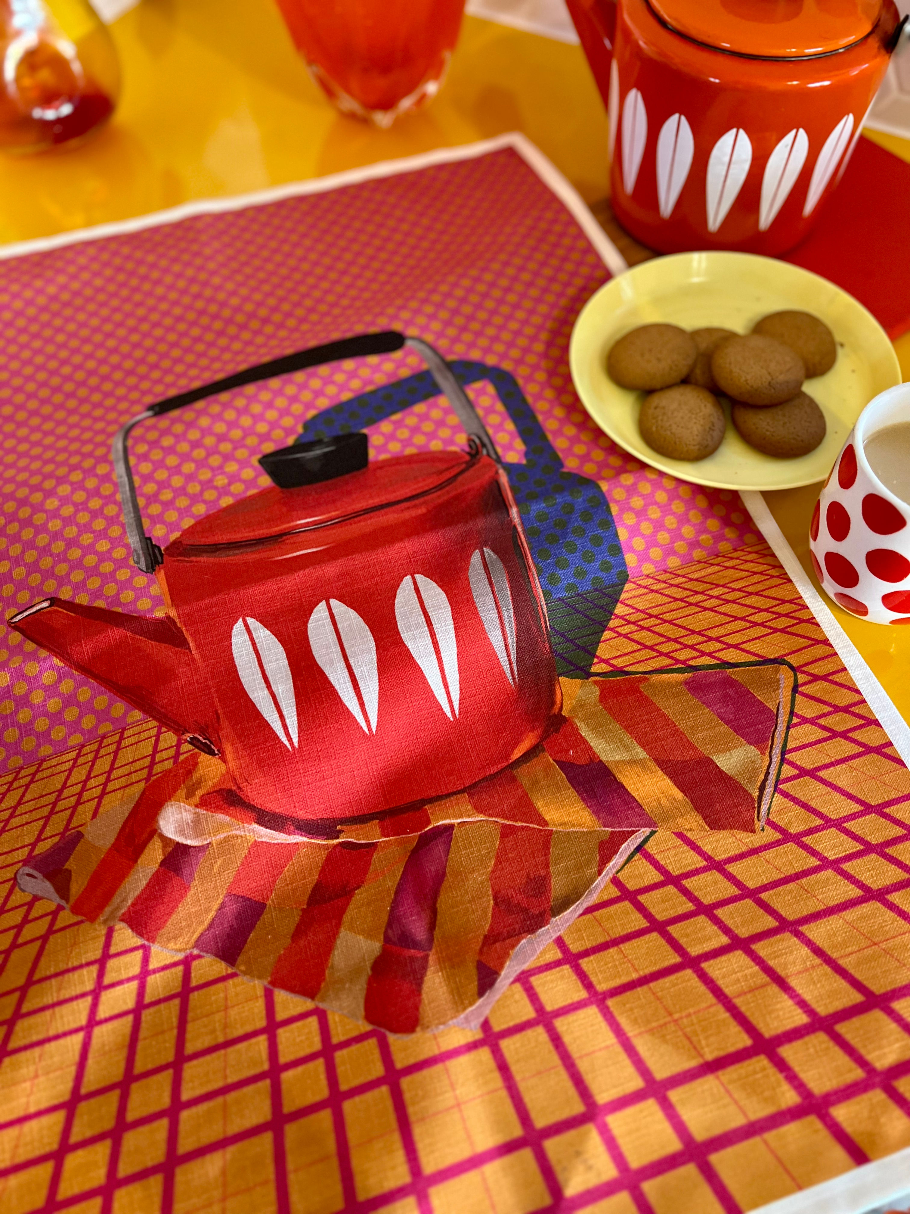 Tea towel - Holm kettle on pink checks