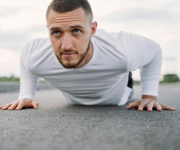 Does a weak core actually cause back pain? 