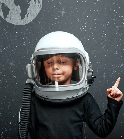 child-wants-fly-airplane-wearing-airplan