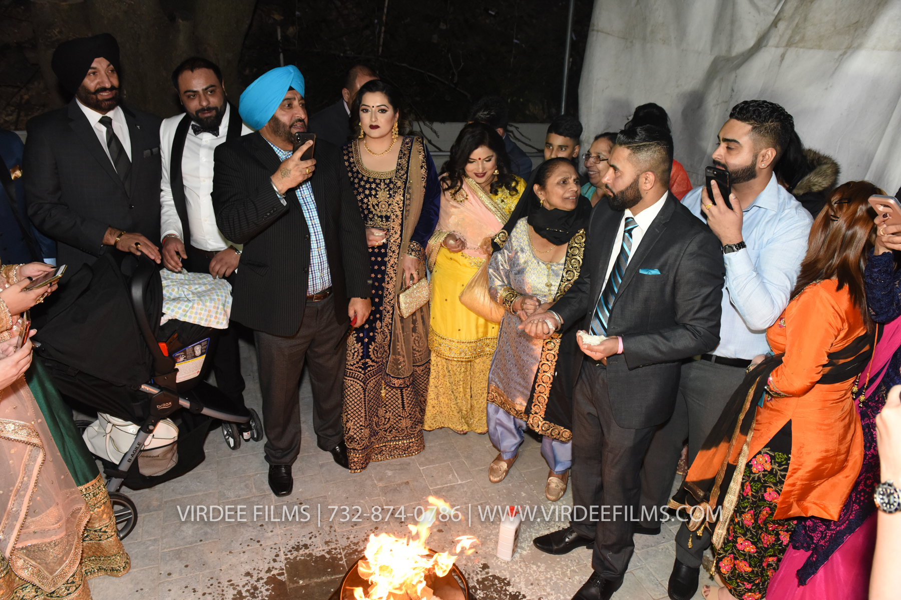 ZORA LOHRI (462)