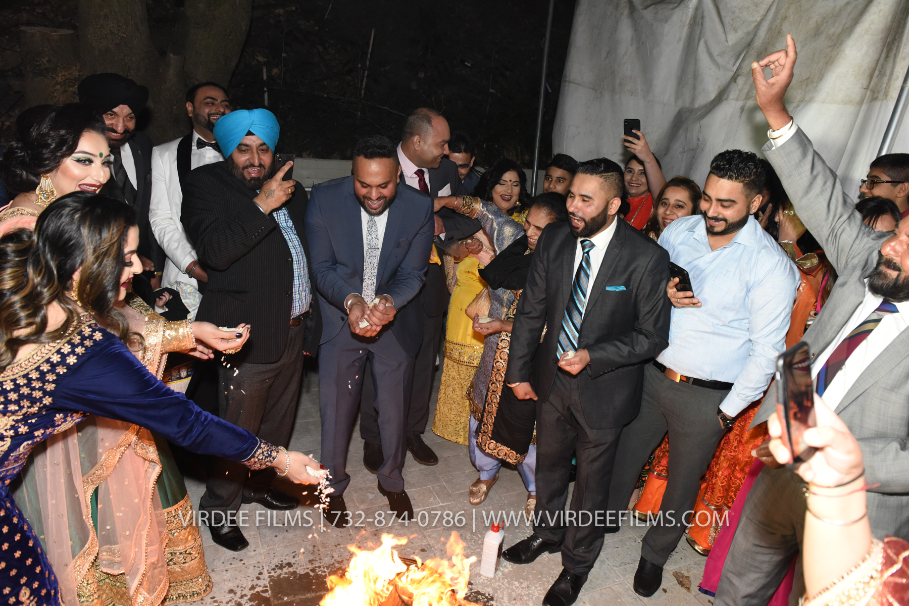ZORA LOHRI (468)