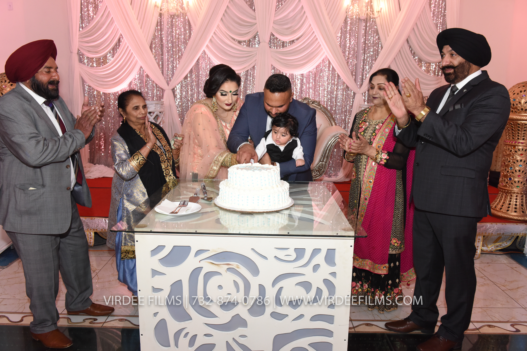 ZORA LOHRI (412)