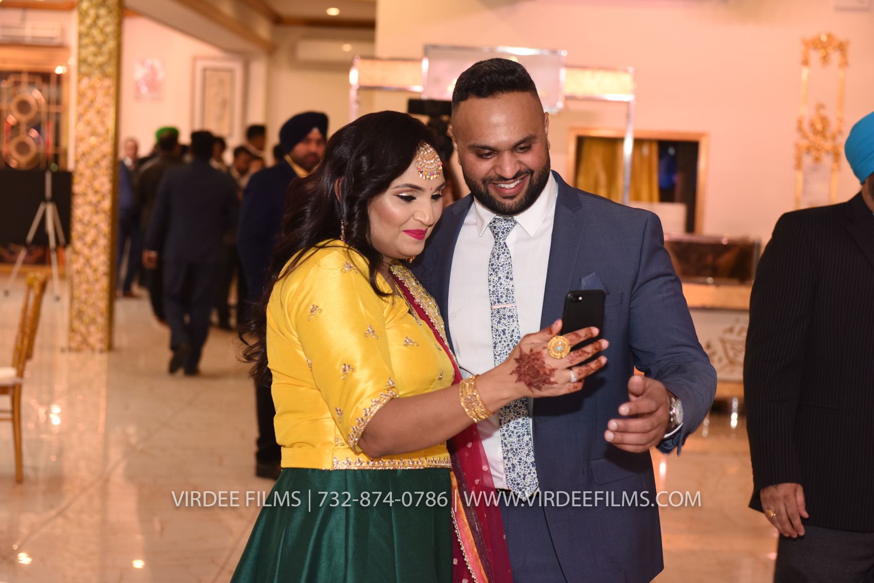 ZORA LOHRI (319)