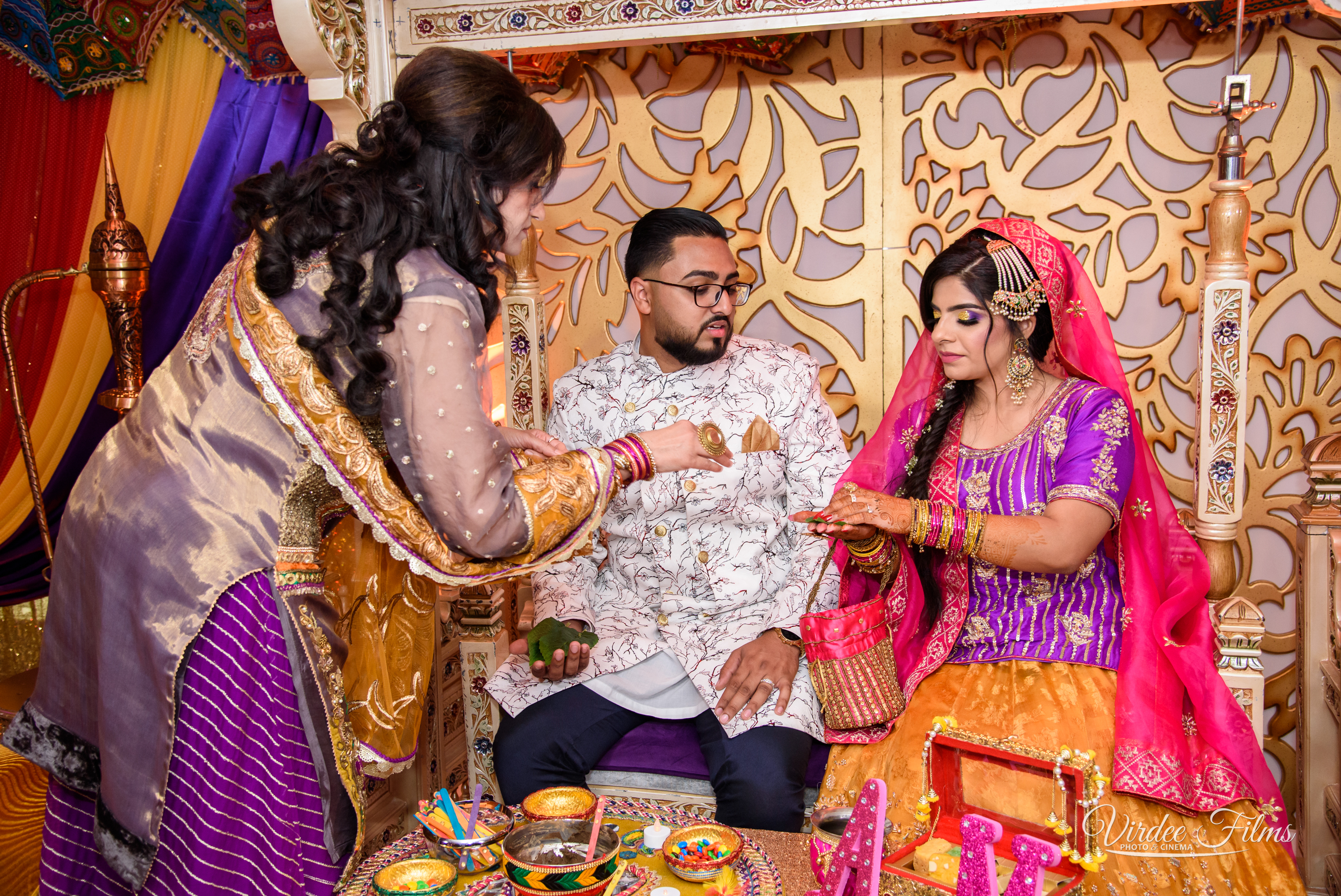 MEHNDI (731)
