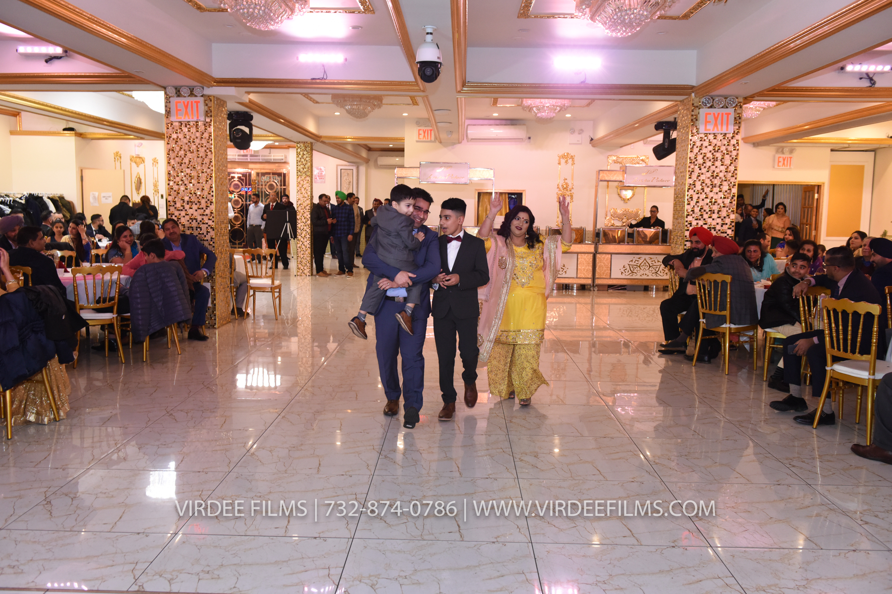 ZORA LOHRI (336)