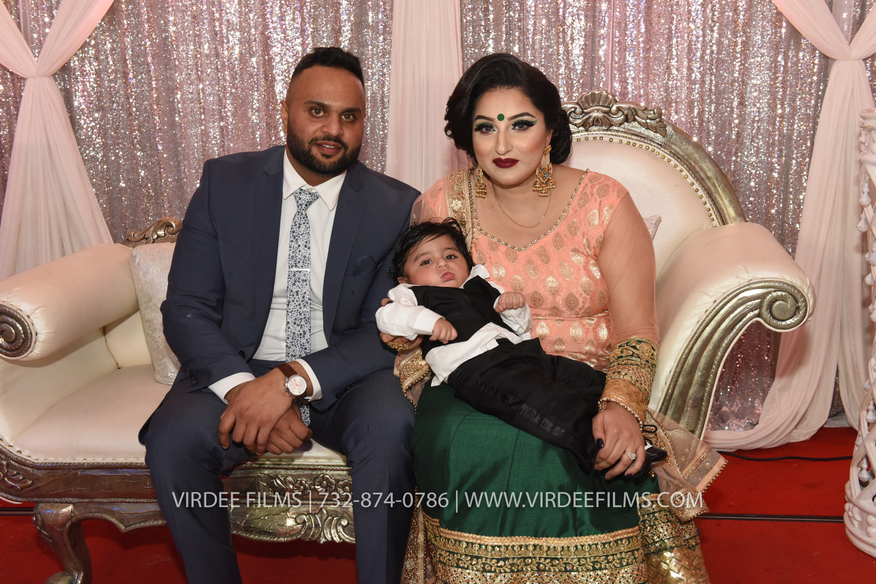 ZORA LOHRI (381)