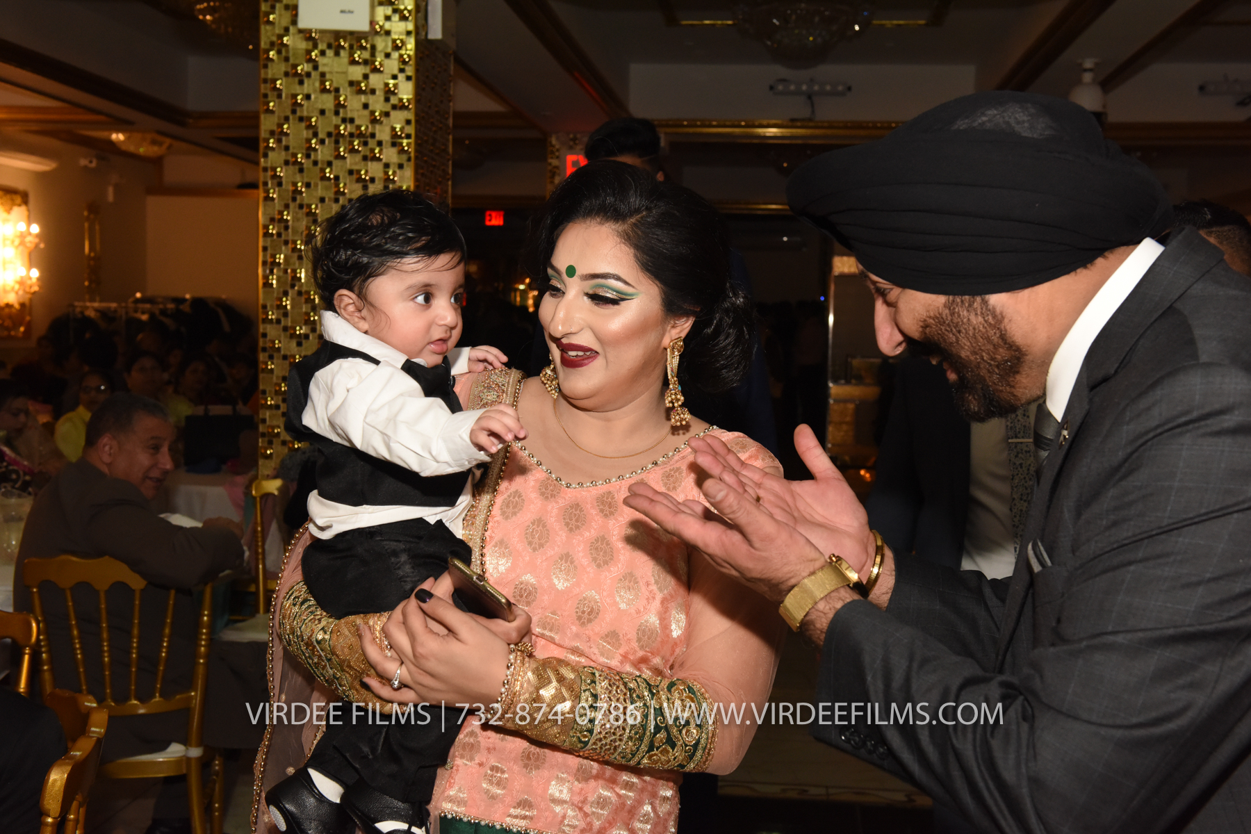 ZORA LOHRI (401)