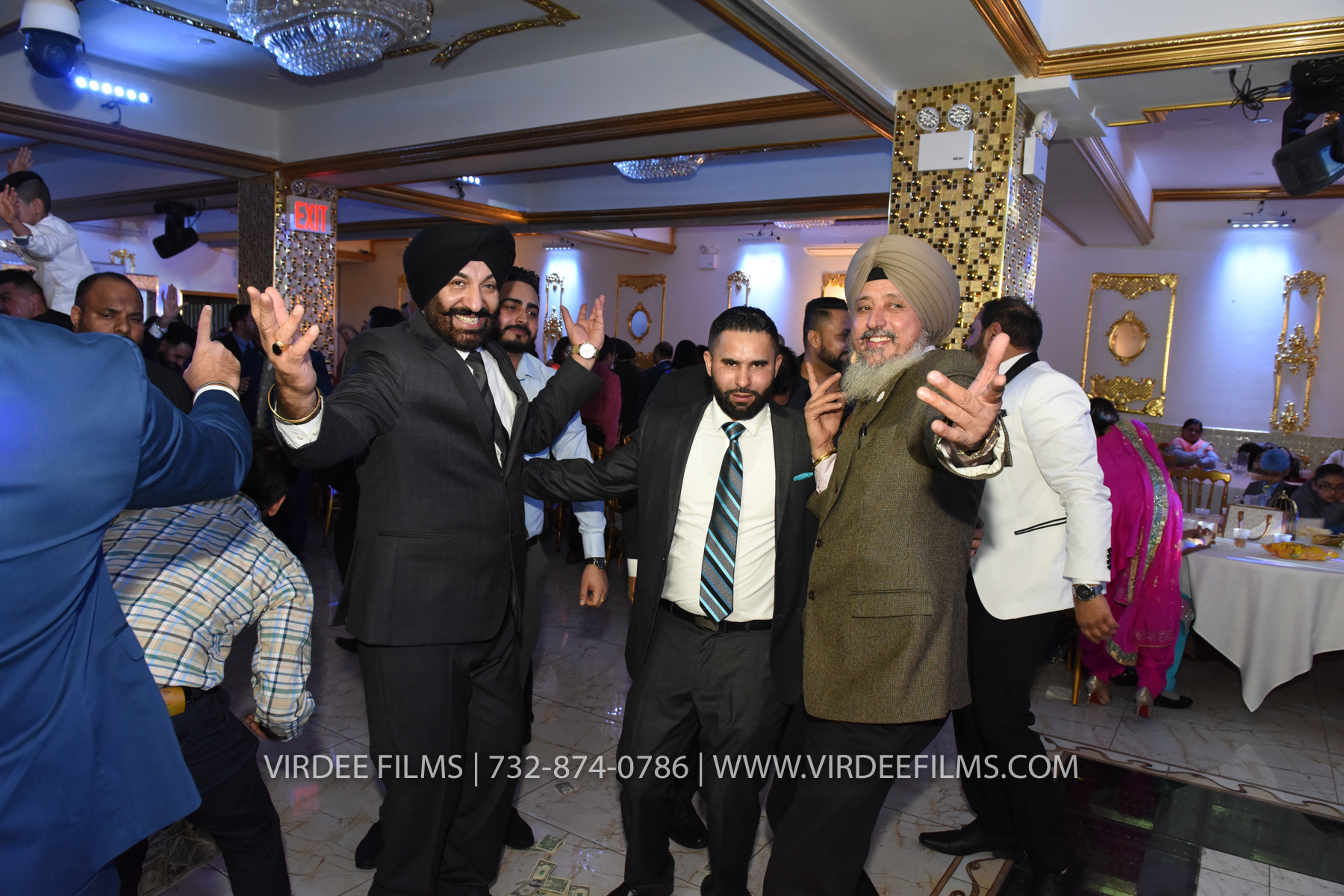 ZORA LOHRI (589)